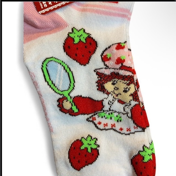 Strawberry 🍓Shortcake Quarter Crew Socks - Picture 3 of 6